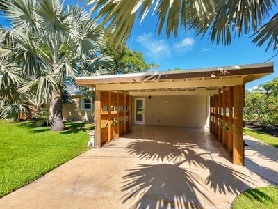 /international/us/2506-wilkinson-road-sarasota-fl-110101528104/