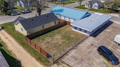 /international/us/1508-n-east-street-victoria-tx-110101190260/