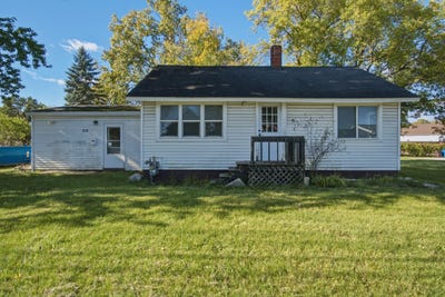 /international/us/212-s-3rd-avenue-big-rapids-mi-110120156693/