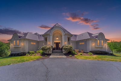 /international/us/80-narmada-lane-amissville-va-110107993217/