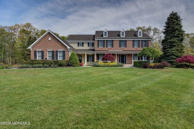 /international/us/9-mackenzie-court-freehold-nj-110107571153/
