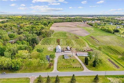 /international/us/22901-oakdale-drive-corcoran-mn-110108353630/