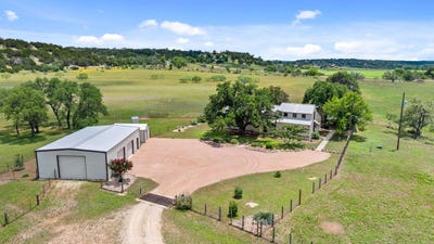 /international/us/544-alfred-henke-road-fredericksburg-tx-110093416627/