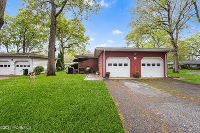/international/us/20d-court-b-brick-nj-110099303603/