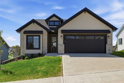 /international/us/46-pinnacle-lane-tiffin-ia-110107388983/
