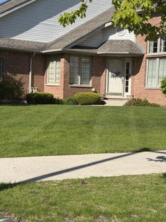 /international/us/6723-pondview-drive-tinley-park-il-110107991872/