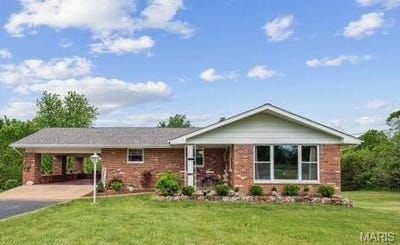 /international/us/6442-state-road-h-de-soto-mo-110100468863/