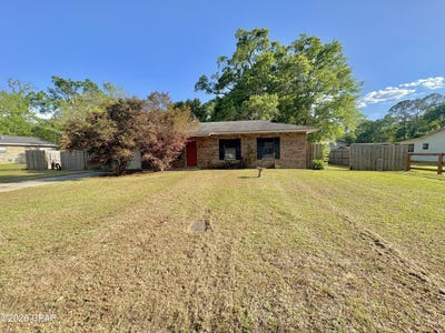 /international/us/1395-warren-avenue-chipley-fl-110107226202/