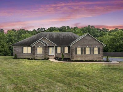 /international/us/2836-guynn-road-paint-lick-ky-110100946588/