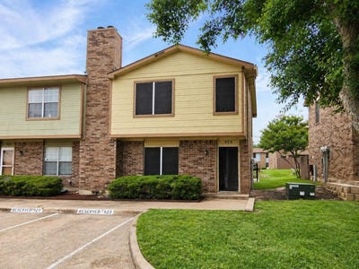 /international/us/923-vedral-place-cedar-hill-tx-110108141763/