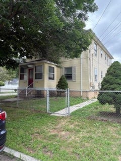 /international/us/157-ophelia-street-providence-ri-110100926666/?lang=zh-tw