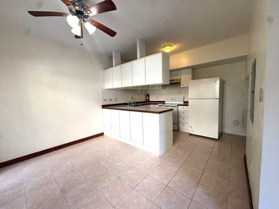 /international/us/f-street-tamuning-gu-110108139984/