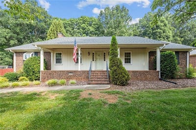 /international/us/211-forestview-drive-elon-nc-110100350473/?lang=zh-cn