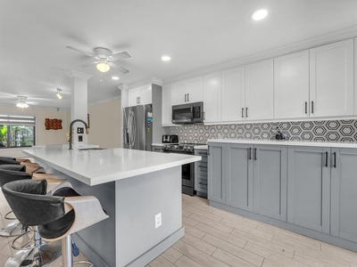 /international/us/1521-nw-113th-ter-pembroke-pines-fl-110098984768/