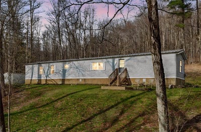 /international/us/430-hulbert-hollow-road-spencer-ny-110107535657/