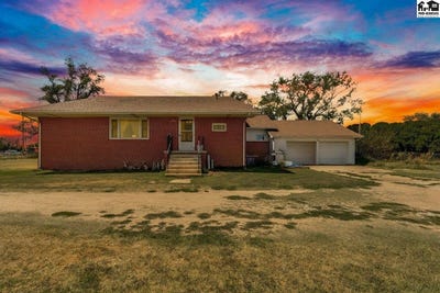 /international/us/9504-w-82nd-ave-nickerson-ks-110119683130/