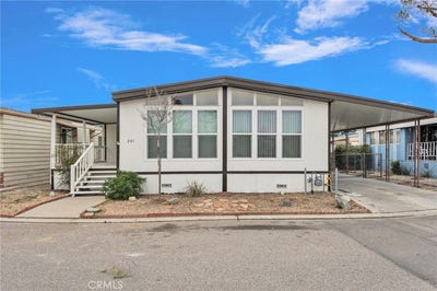 /international/us/15252-seneca-road-victorville-ca-110105722866/