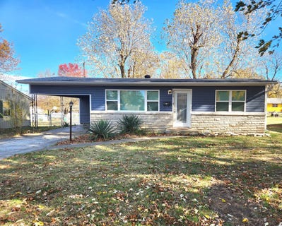 /international/us/220-s-oak-avenue-aurora-mo-110095809744/?lang=zh-cn