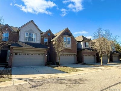/international/us/41271-n-maplewood-drive-canton-twp-mi-110106800864/