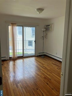 /international/us/154-rothwell-avenue-cliffside-park-nj-110108474364/