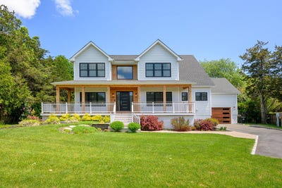 /international/us/9-walker-court-east-quogue-ny-110108588953/