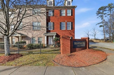 /international/us/4941-mountainside-trail-stone-mountain-ga-110105042647/