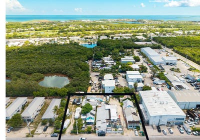 /international/us/5331-5th-avenue-stock-island-fl-110109134027/