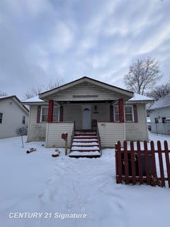 /international/us/1815-state-street-saginaw-mi-110108191780/