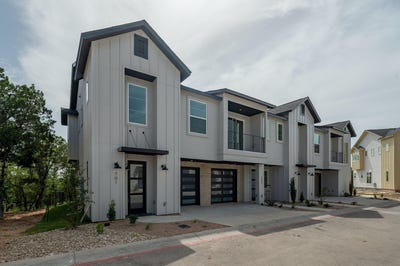 /international/us/12001-vista-parke-dr-austin-tx-110108915850/