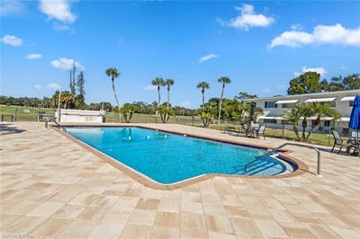 /international/us/357-joel-blvd-lehigh-acres-fl-110105019092/