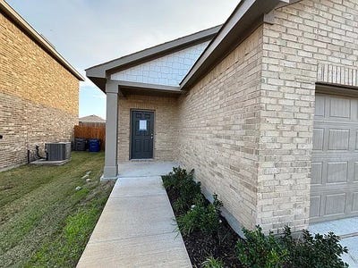 /international/us/5940-sahara-drive-forney-tx-110108359891/