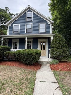 /international/us/856-main-street-reading-ma-110109087576/