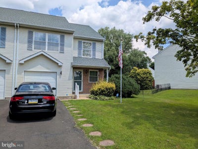 /international/us/6176-mountain-laurel-court-pipersville-pa-110101100784/