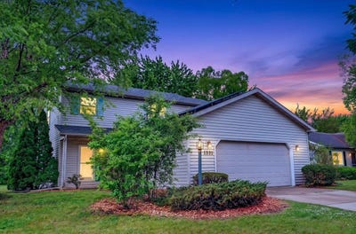 /international/us/1331-swordleaf-lane-sun-prairie-wi-110108827362/