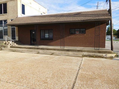 /international/us/107-w-4th-street-rector-ar-110090522651/