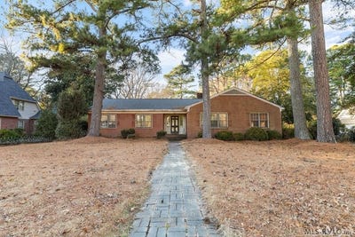 /international/us/314-mosby-ave-littleton-nc-110106783424/