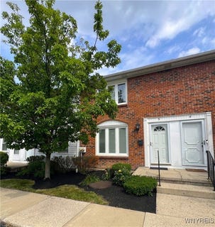 /international/us/5-the-courtyards-amherst-ny-110101219579/