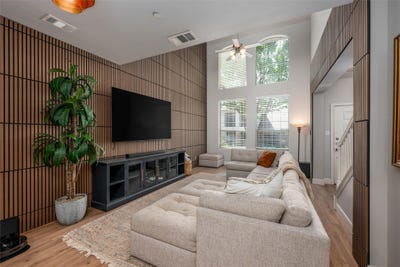 /international/us/575-s-virginia-hills-drive-mckinney-tx-110108772310/