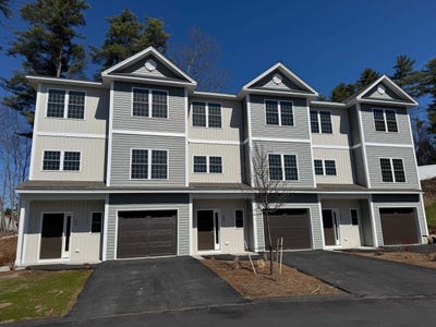 /international/us/6b-dearborn-circle-goffstown-nh-110107306661/