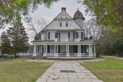 /international/us/507-main-street-n-abbeville-sc-110106120117/