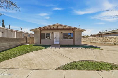 /international/us/133-fourth-sunland-park-nm-110106478028/