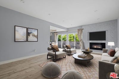 /international/us/5534-sylmar-ave-van-nuys-ca-110108093080/