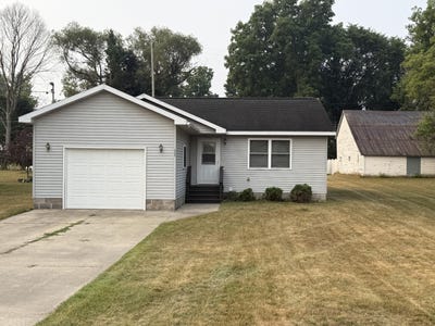 /international/us/325-w-5th-avenue-reed-city-mi-110101396522/?lang=en