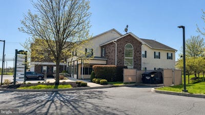 /international/us/296-w-ridge-pike-royersford-pa-110107433879/