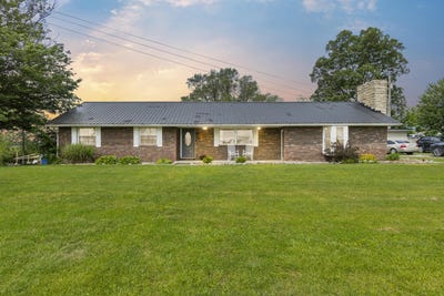 /international/us/64-coskery-pike-flemingsburg-ky-110099866696/