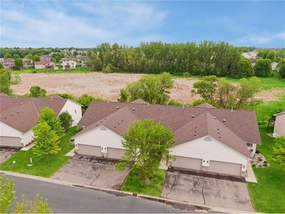 /international/us/464-meadow-lane-norwood-young-america-mn-110108381769/