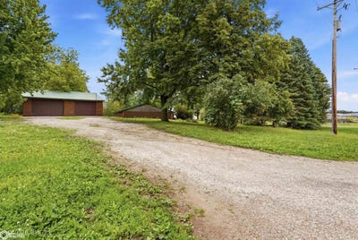 /international/us/406-w-head-street-jefferson-ia-110104328255/