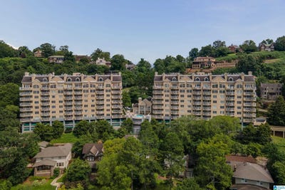 /international/us/2700-arlington-avenue-birmingham-al-110094610509/