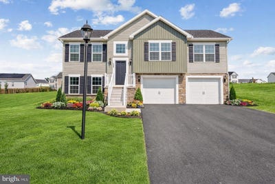 /international/us/129-piedmont-way-hanover-pa-110108298659/