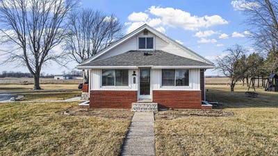 /international/us/2696-e-michigantown-road-frankfort-in-110098662006/